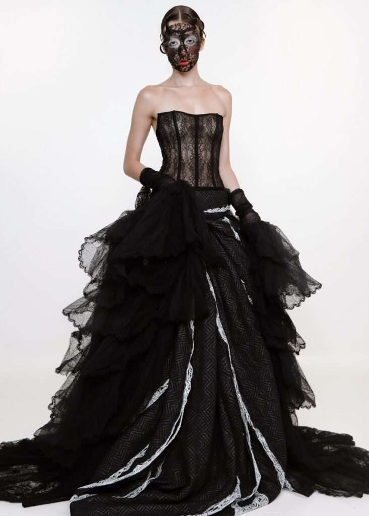 Facetune_13-10-2025-21-47-28 2